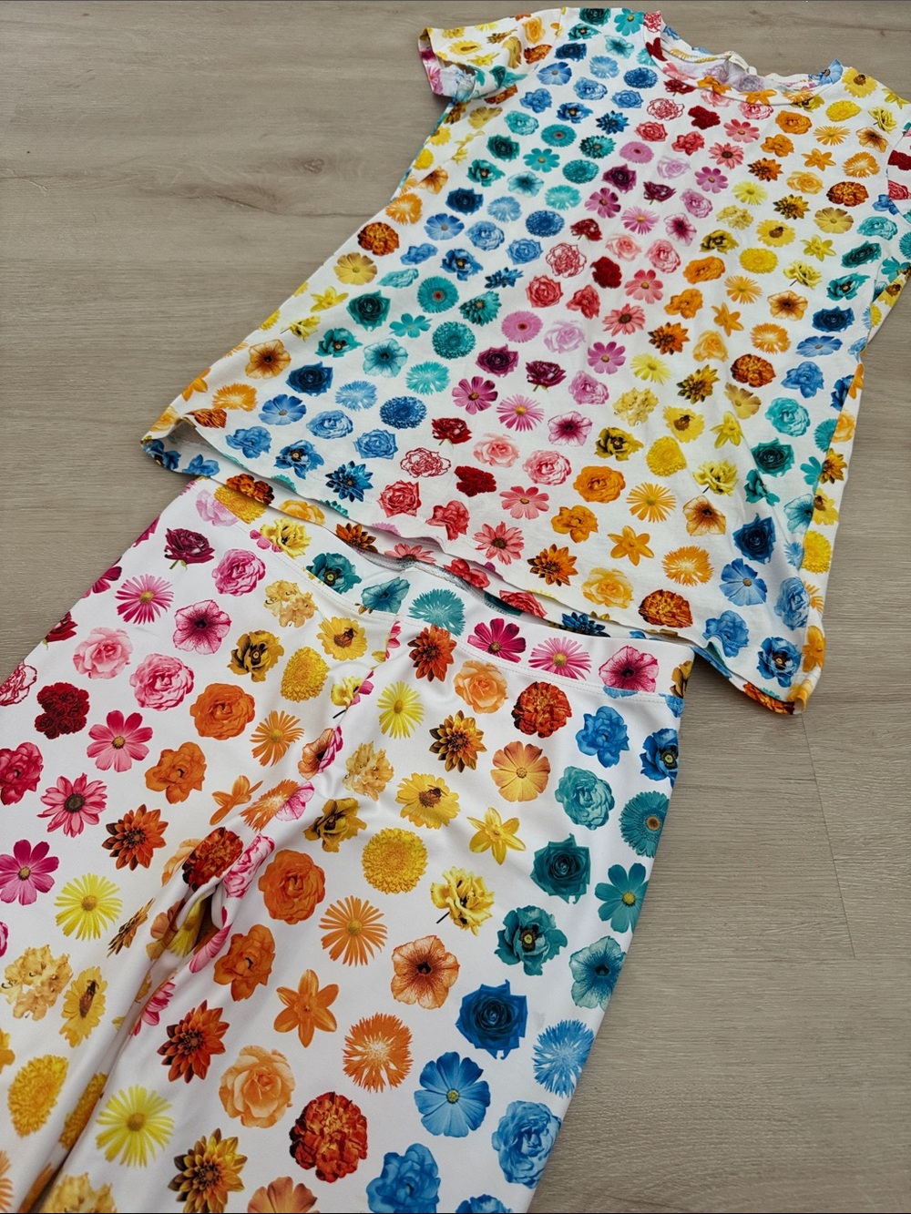 J. Crew Kids Floral Dot Rainbow Set - White with Multicolor Flowers